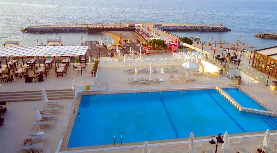 Ada Beach Hotel Karavas  外观 照片