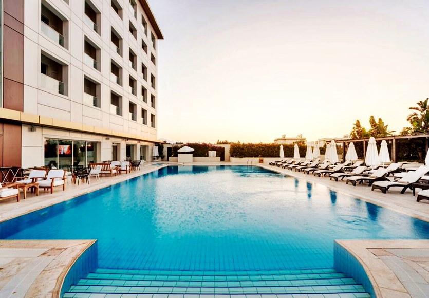 Ada Beach Hotel Karavas  外观 照片