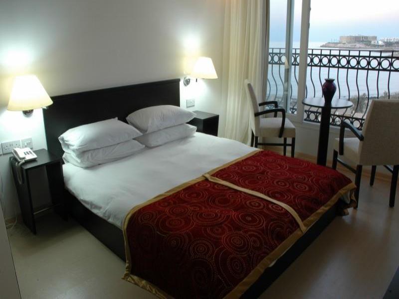 Ada Beach Hotel Karavas  外观 照片