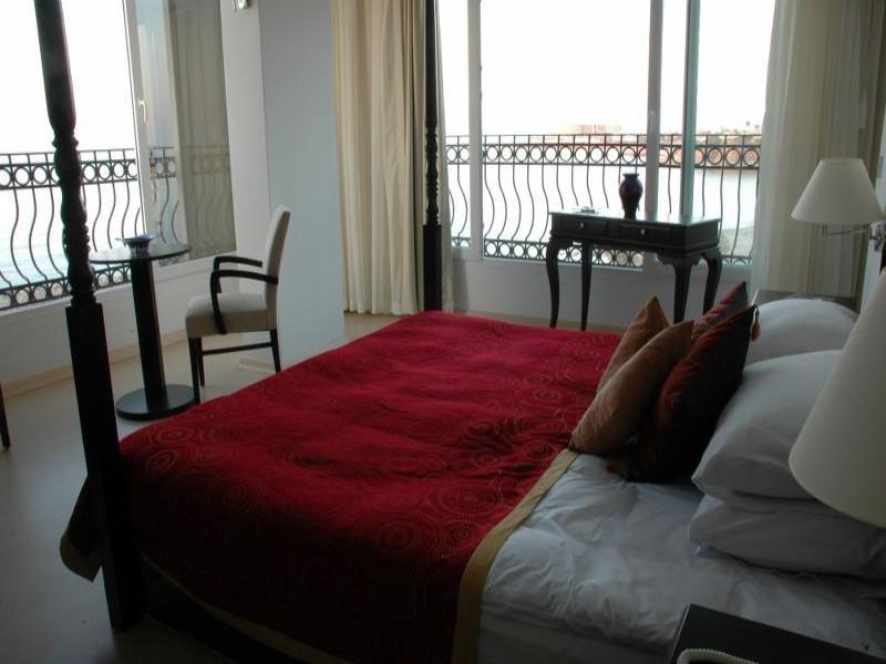 Ada Beach Hotel Karavas  外观 照片