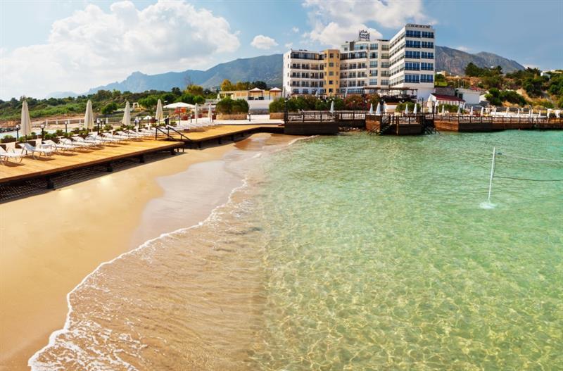 Ada Beach Hotel Karavas  外观 照片
