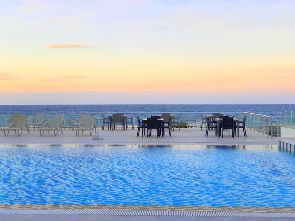 Ada Beach Hotel Karavas  外观 照片